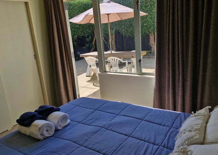 Secluded Guest Suite For Up To 4 People